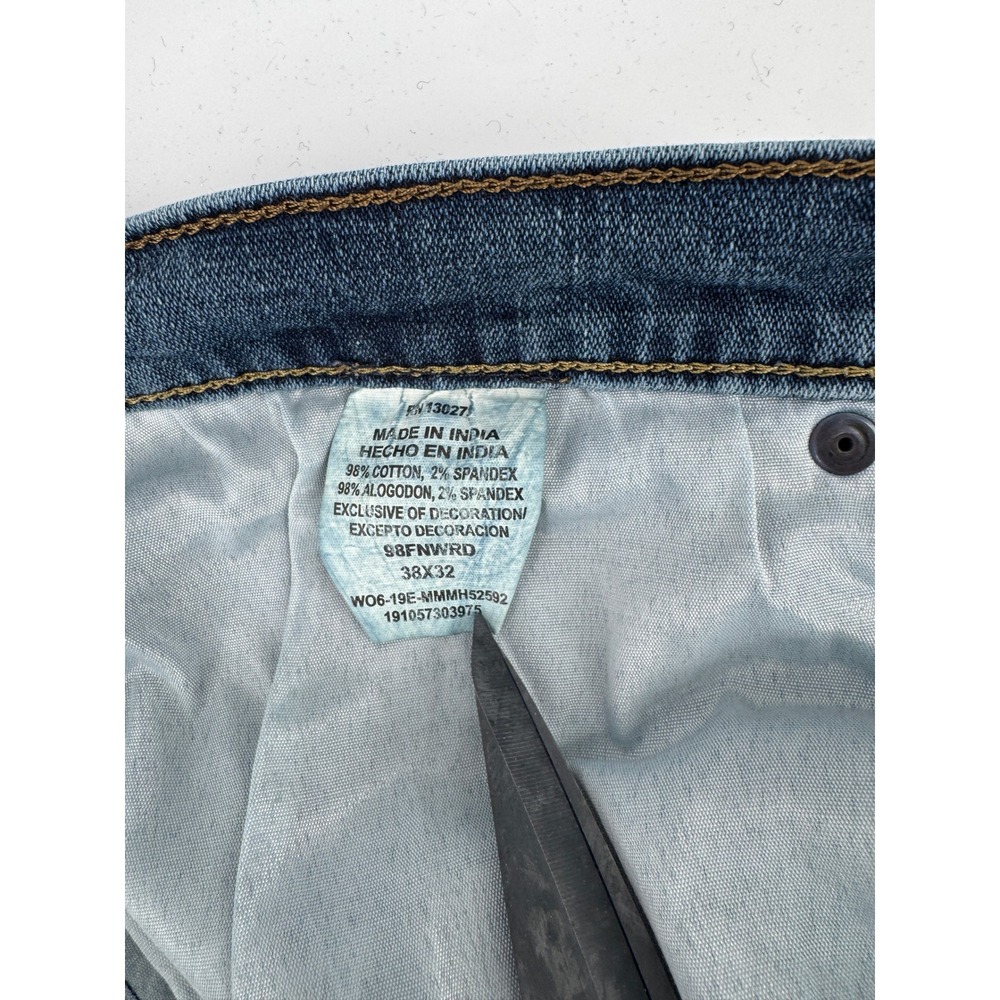 Wrangler Relaxed Boot Cut Jeans Mens 38x32 Medium Wash Blue Denim 98FNWRD - Picture 5 of 5